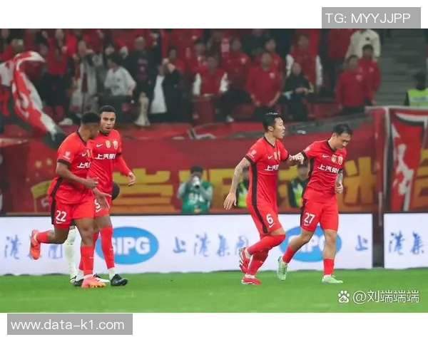 足球旗语的魅力与技巧解析让你在比赛中脱颖而出